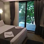 Bella 3 Hotel *