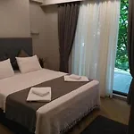 Hotel Bella 3 *